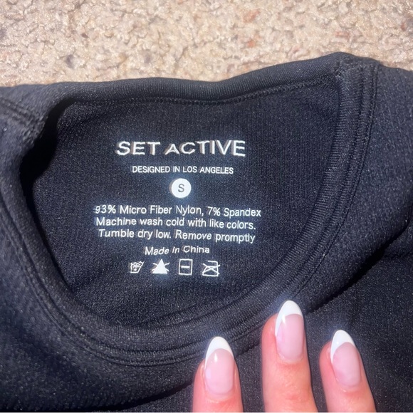 SET Active Classic Black Top - Picture 4 of 4
